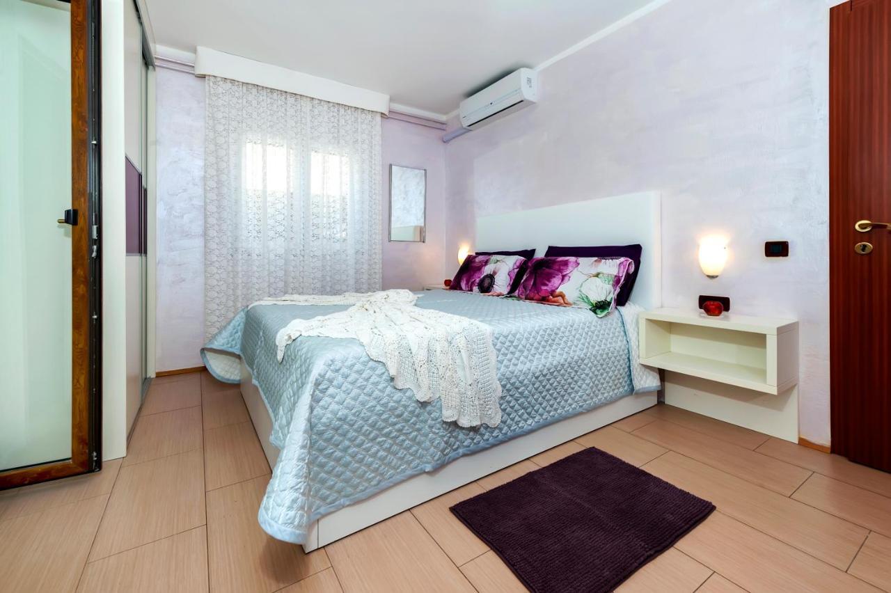 Apartments And Rooms Villa Dea Adults Only Rovinj Exterior foto
